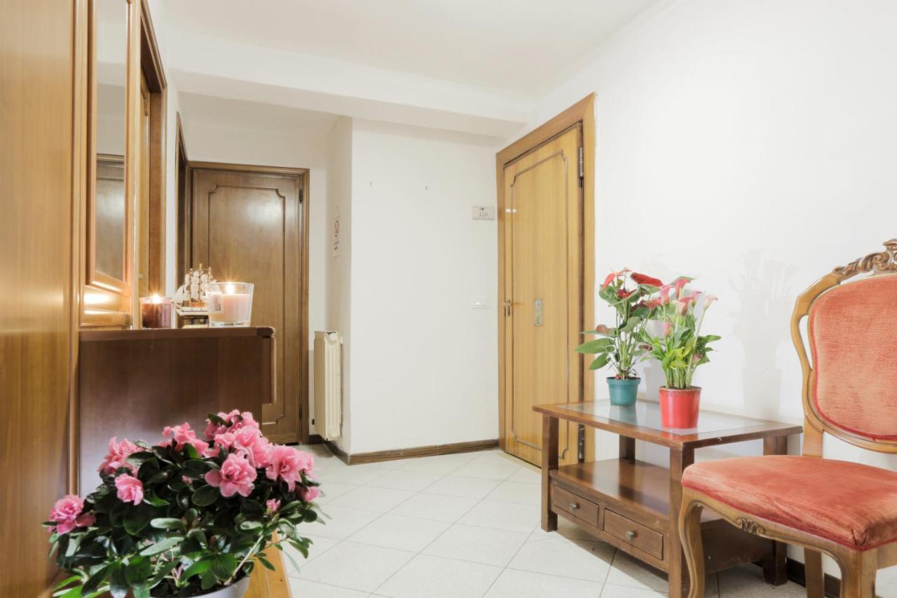 Santa Croce Guest House Венеция Екстериор снимка